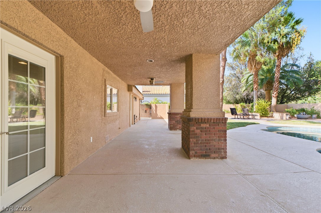 2252 Buckingham Court Property Photo 34