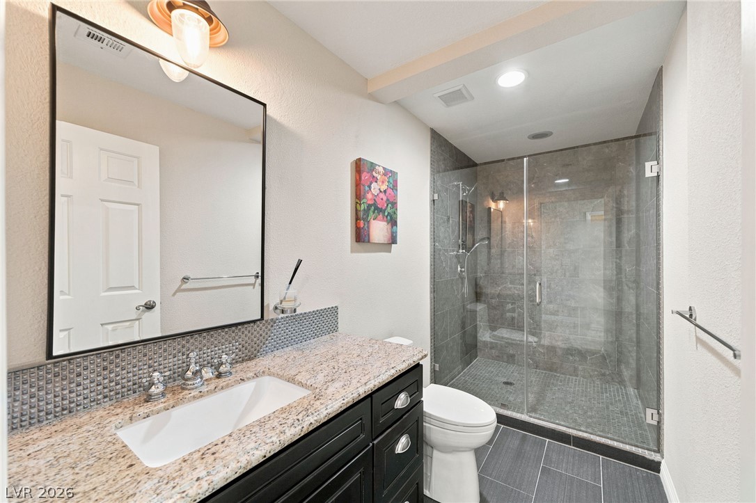 2252 Buckingham Court Property Photo 35