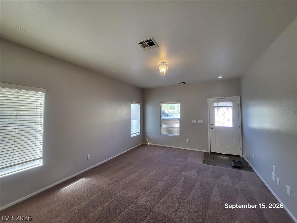 9482 Oro Bullion Street Property Photo 3