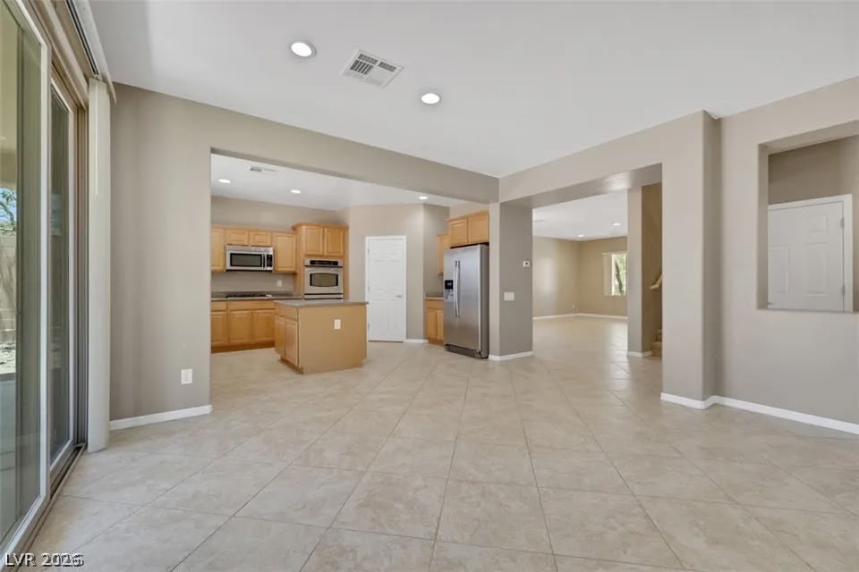 2501 Bechamel Place Property Photo 9