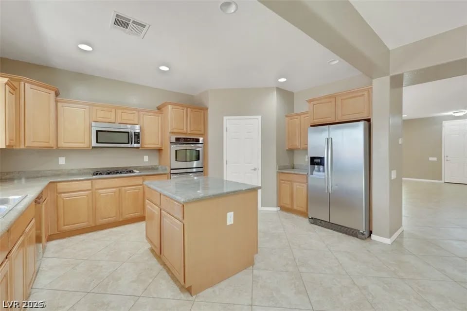 2501 Bechamel Place Property Photo 13