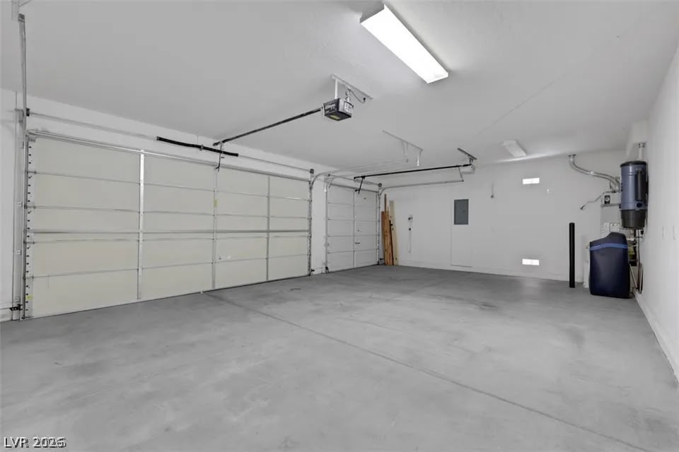 2501 Bechamel Place Property Photo 19