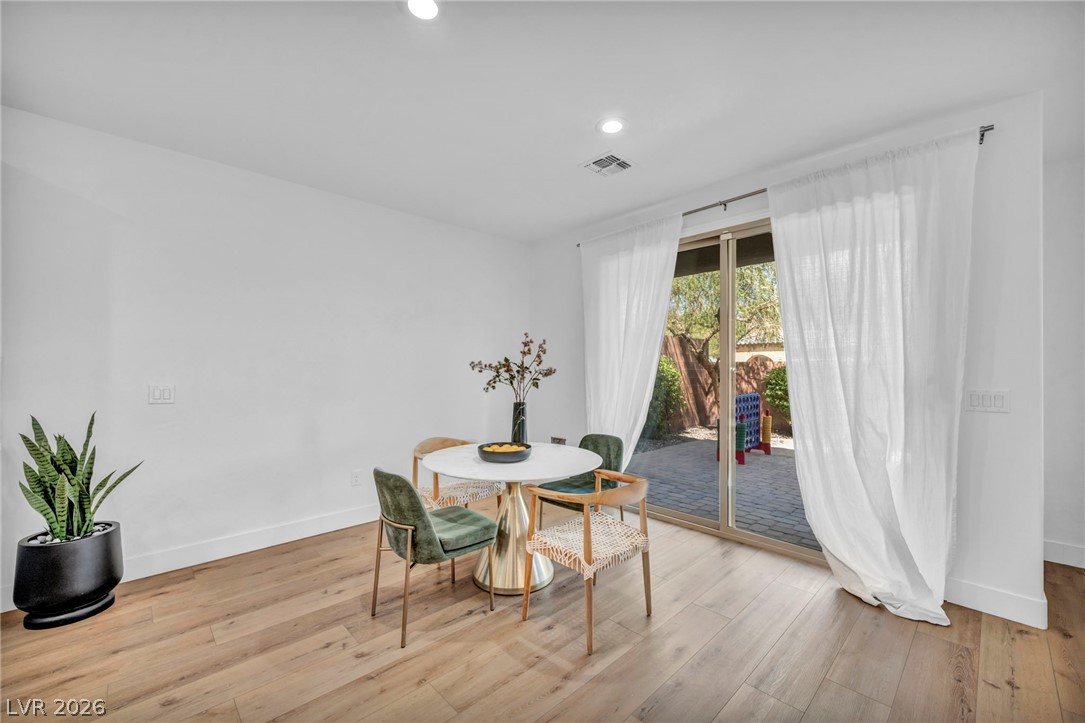 7788 Willow Garden Court Property Photo 11