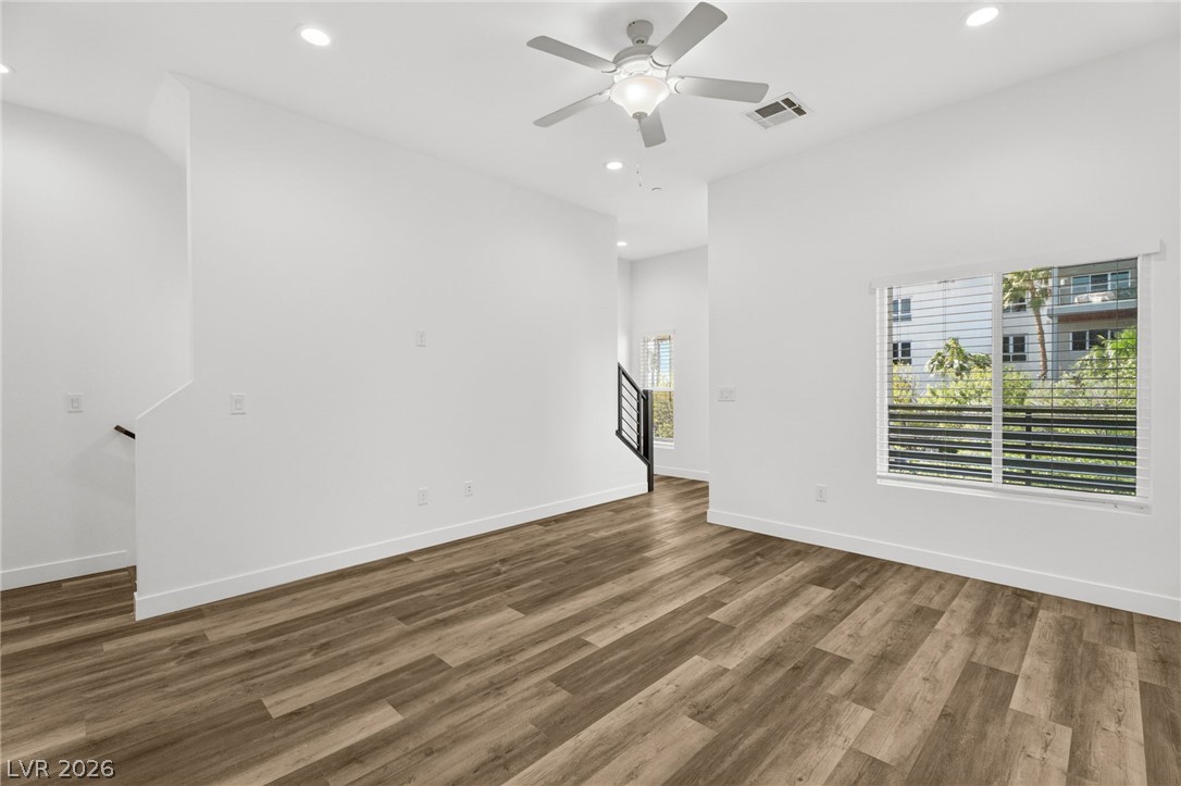 11469 Vibrant Heights Drive Property Photo 11