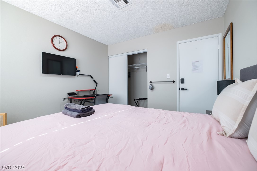 6356 West Viking Road Property Photo 43