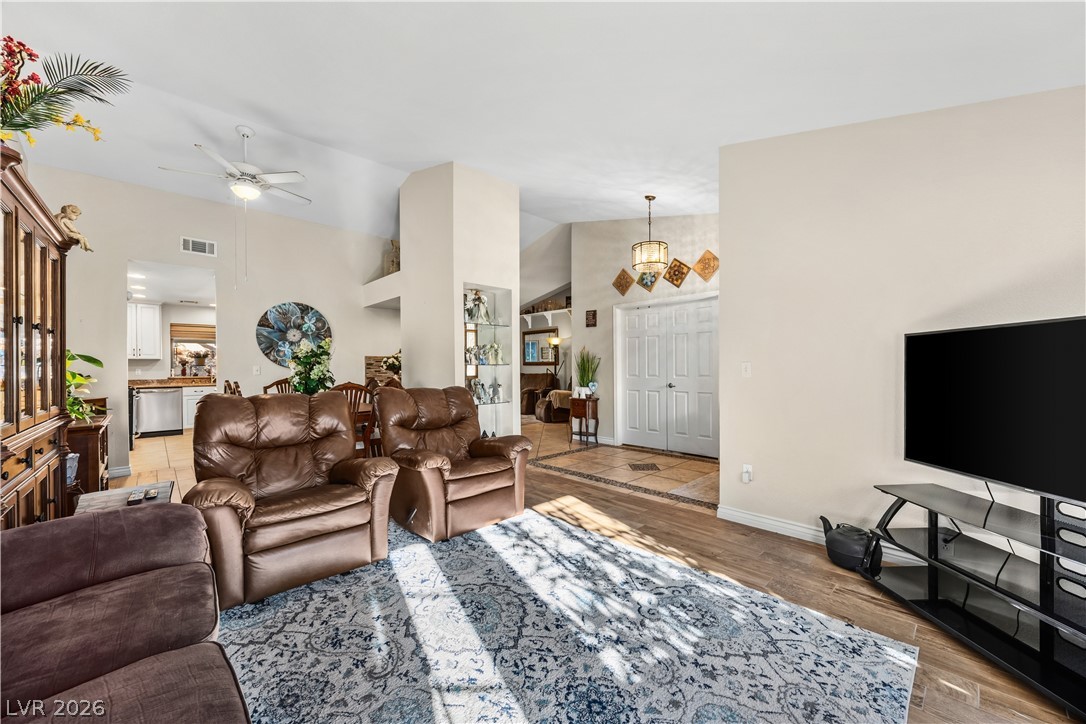3729 Rockland Drive Property Photo 9