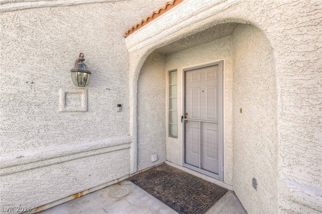 7413 Winter Garden Court Property Photo 3