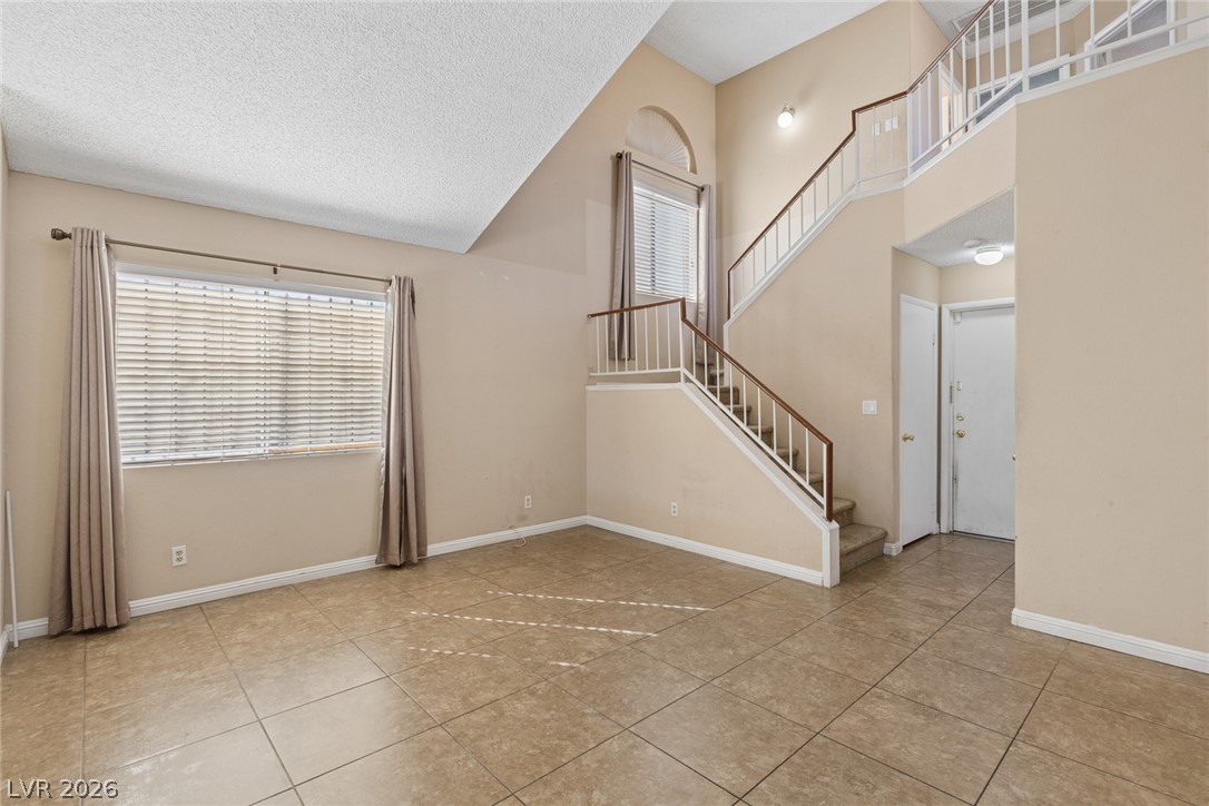 7413 Winter Garden Court Property Photo 6