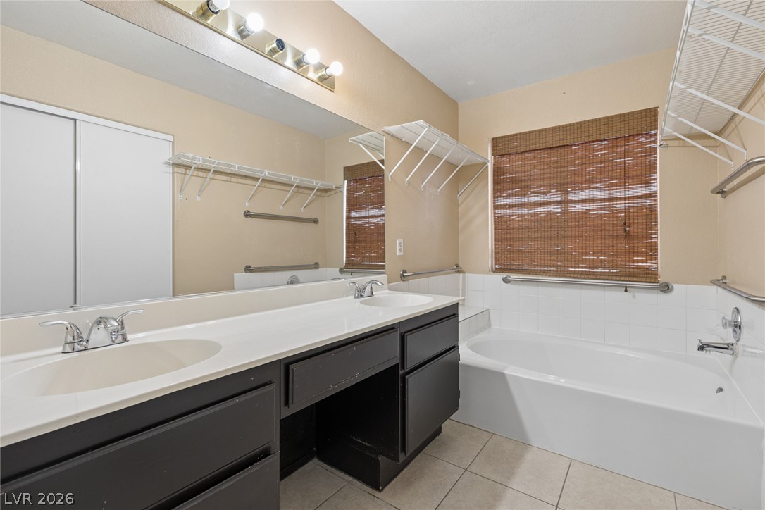 7413 Winter Garden Court Property Photo 24