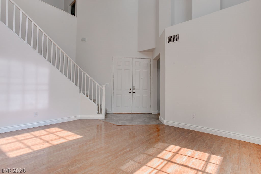 10381 Walking View Court Property Photo 6