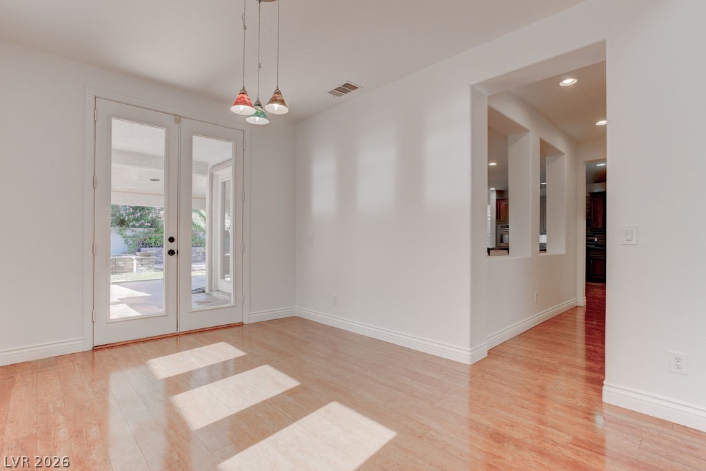 10381 Walking View Court Property Photo 7