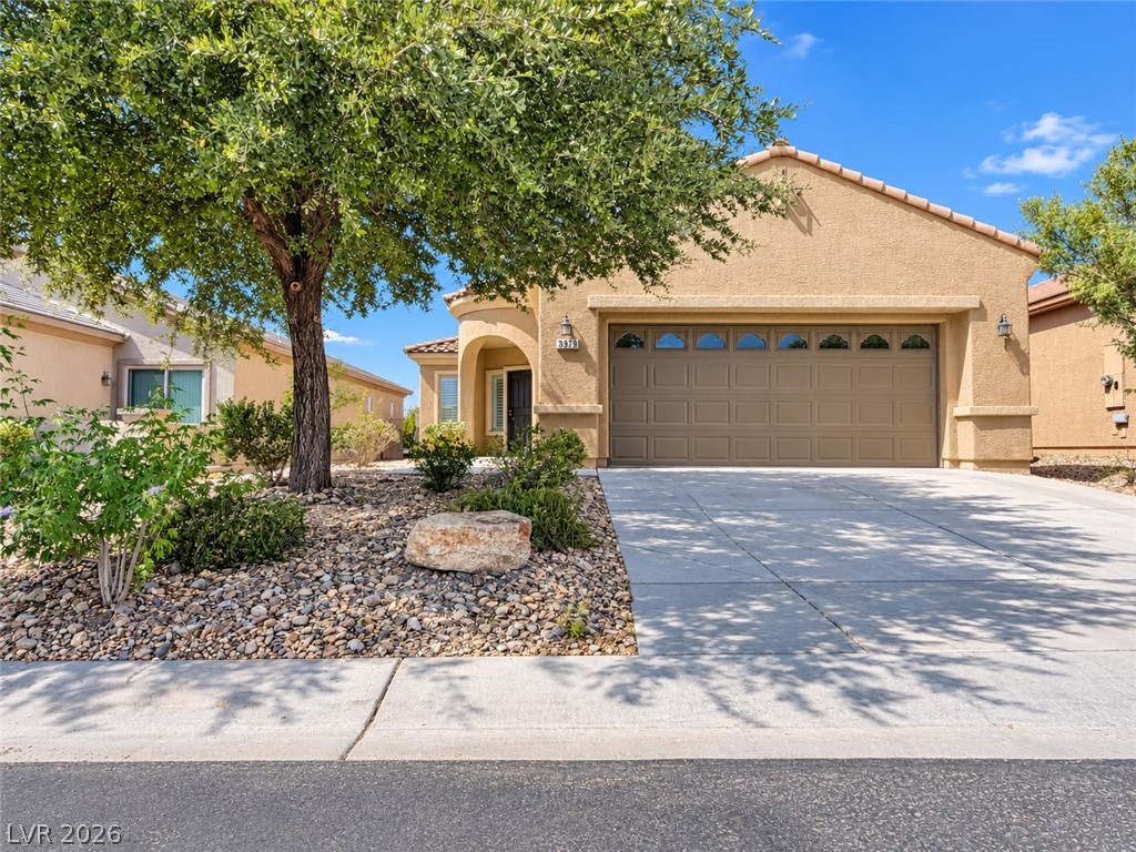 3979 Spanish Barb Street Property Photo 3
