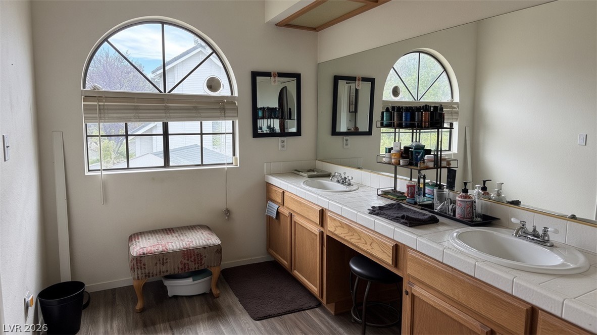 2805 Crystal Bay Drive Property Photo 8
