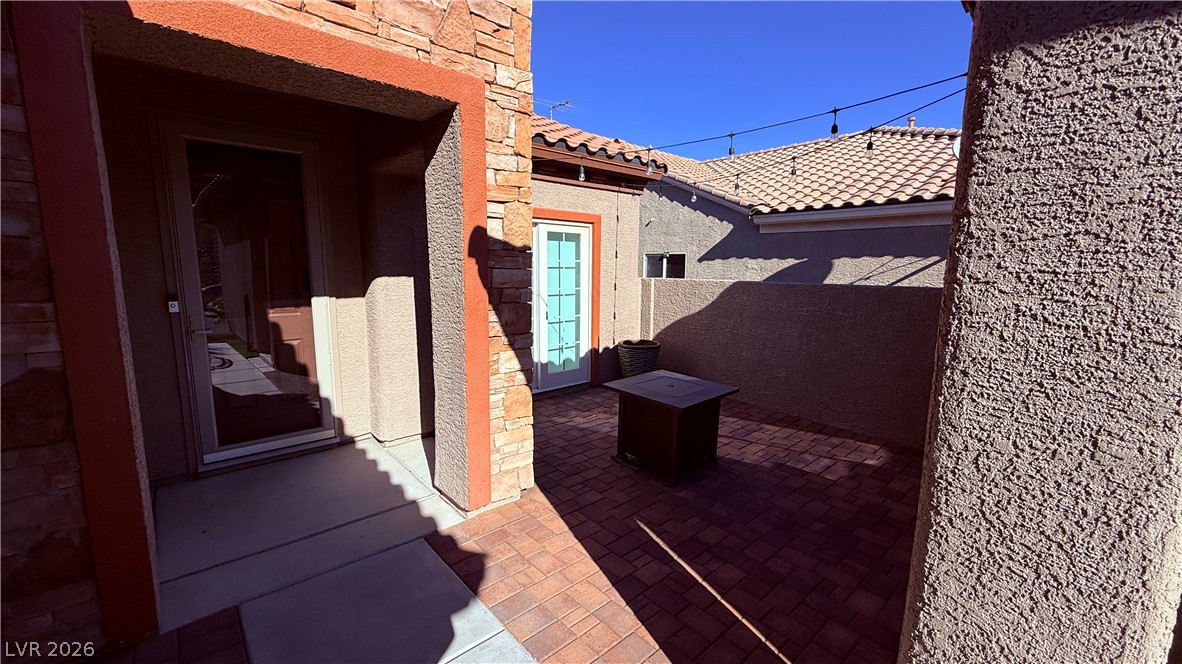 3065 Olivia Heights Avenue Property Photo 4