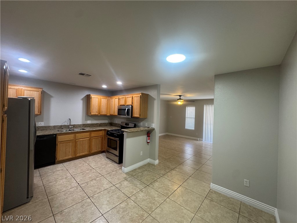 2066 Cary Grant Court Property Photo 2