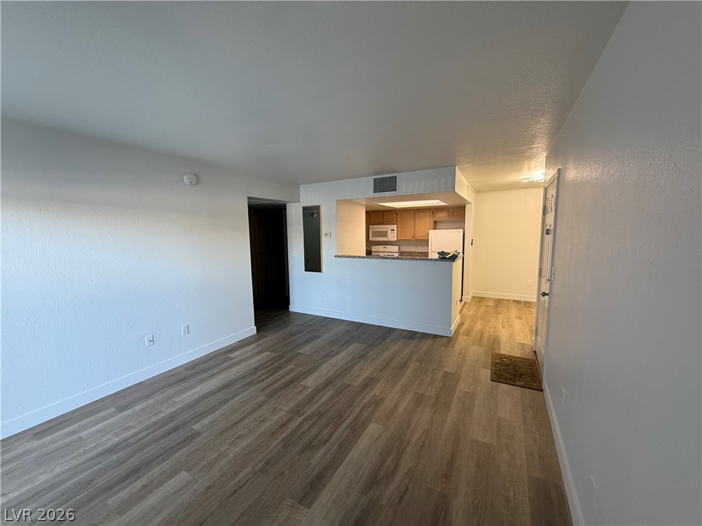 8070 West Russell Road 1092 Property Photo 9