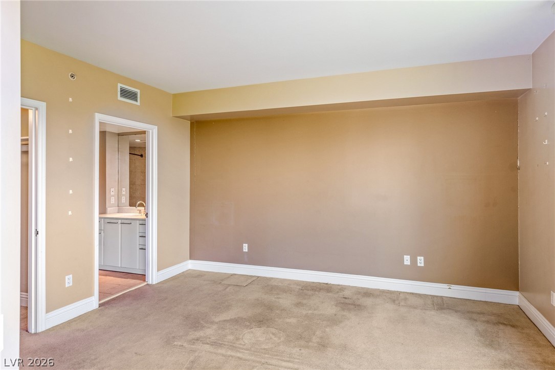 322 Karen Avenue 205 Property Photo 7
