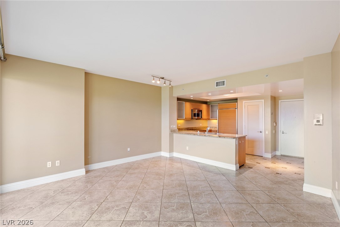 322 Karen Avenue 205 Property Photo 12