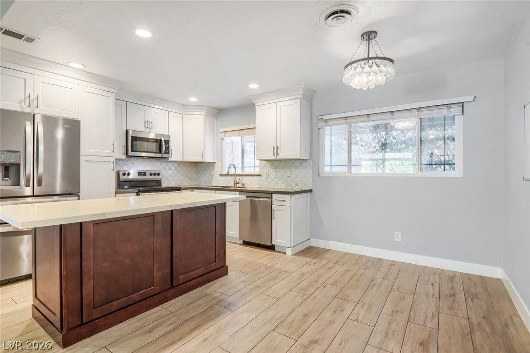 3908 El Jardin Avenue Property Photo 11