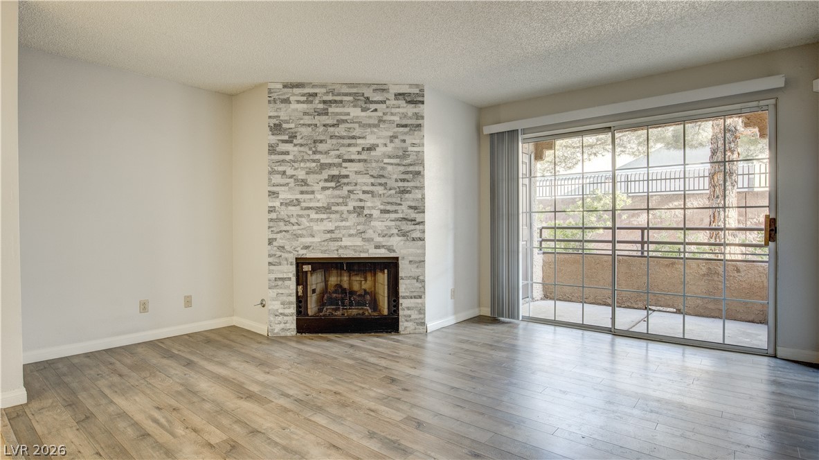 2200 South Fort Apache Road 1025 Property Photo 2