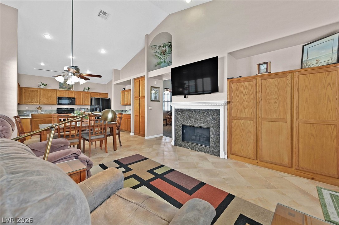 5413 Goldbrush Street Property Photo 9