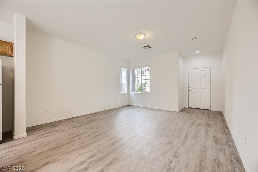 4045 Oliver Sagebrush Drive Property Photo 5