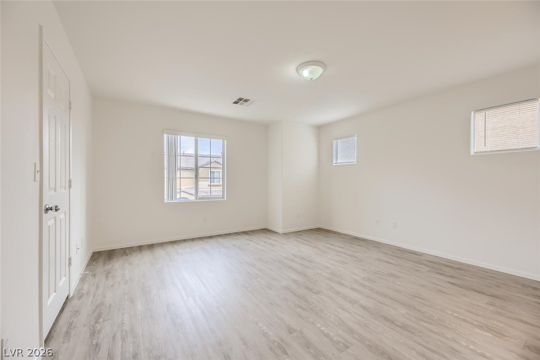 4045 Oliver Sagebrush Drive Property Photo 13