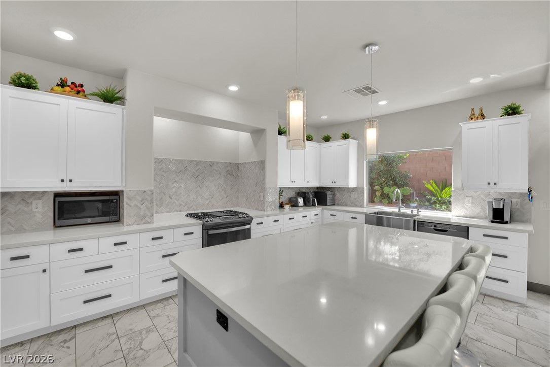 8373 Bartholomew Park Court Property Photo 1