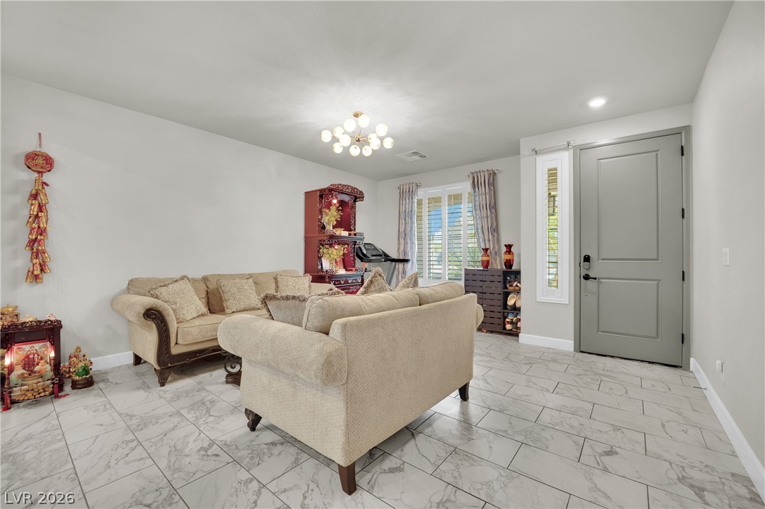 8373 Bartholomew Park Court Property Photo 12