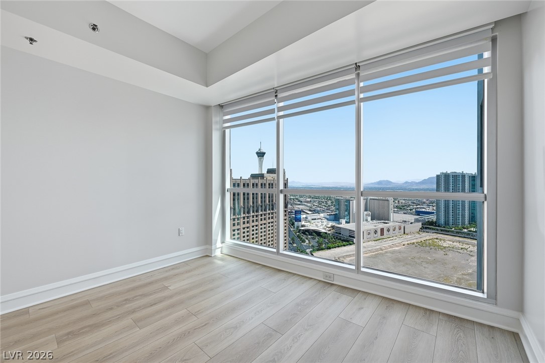 2700 Las Vegas Boulevard 3304 Property Photo 14