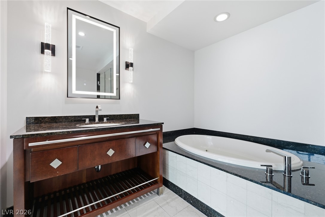 2700 Las Vegas Boulevard 3304 Property Photo 24