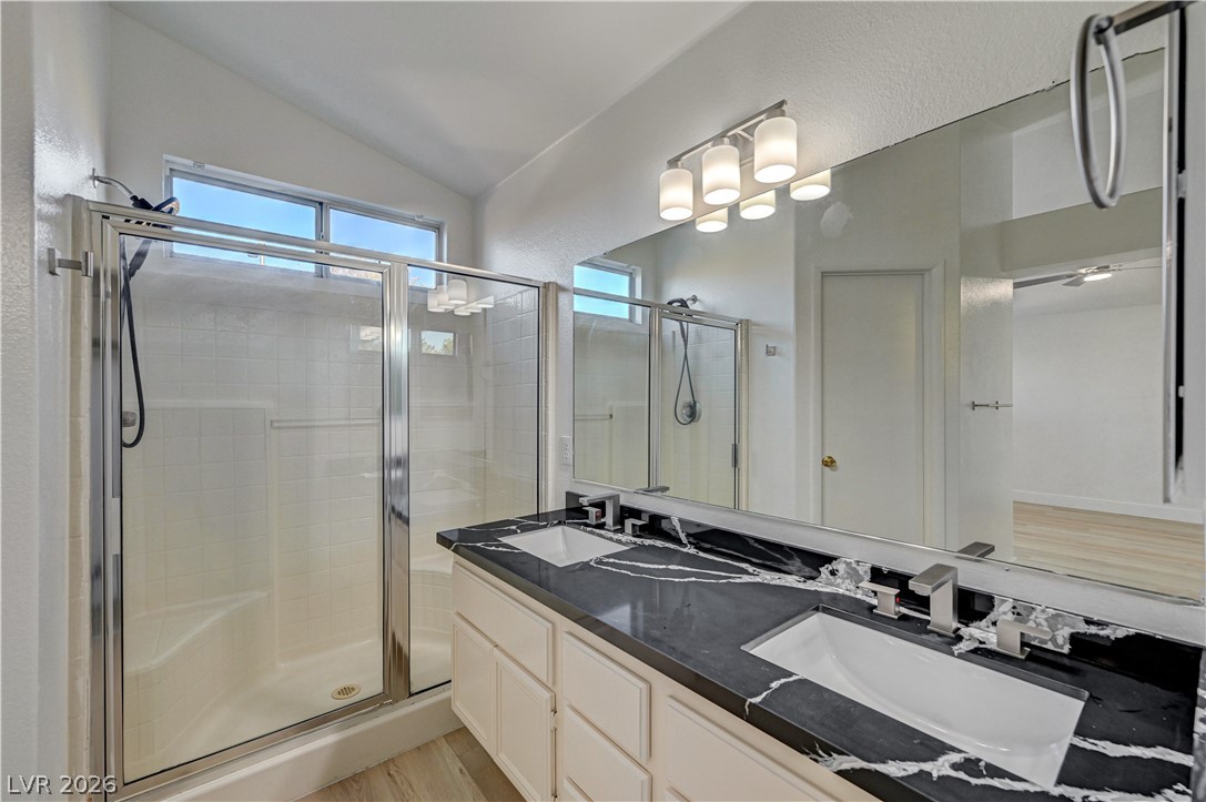 6028 Shadow Oak Drive Property Photo 34
