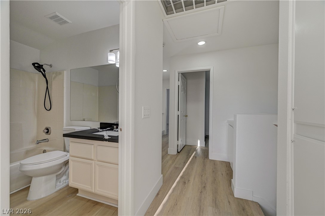 6028 Shadow Oak Drive Property Photo 48