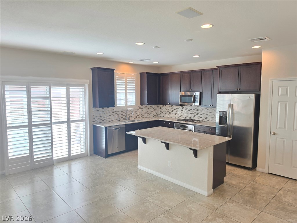 5688 North Bishop Flowers Street Property Photo 2