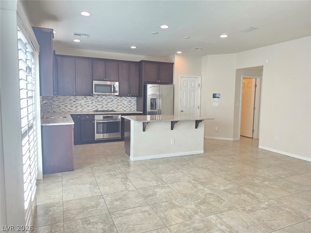 5688 North Bishop Flowers Street Property Photo 5