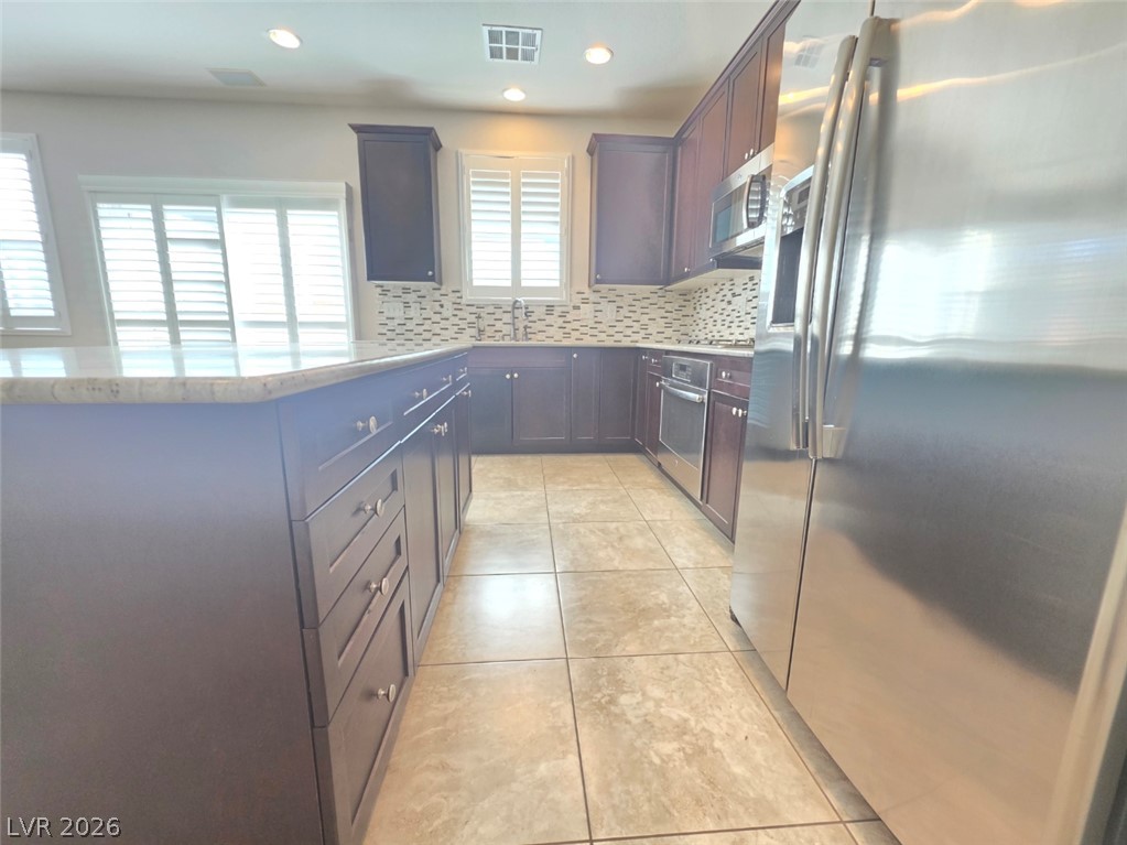 5688 North Bishop Flowers Street Property Photo 6