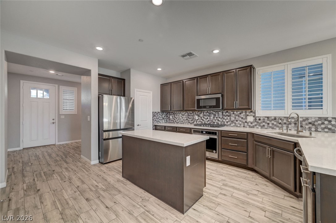 2587 Tolmezzo Street Property Photo 20