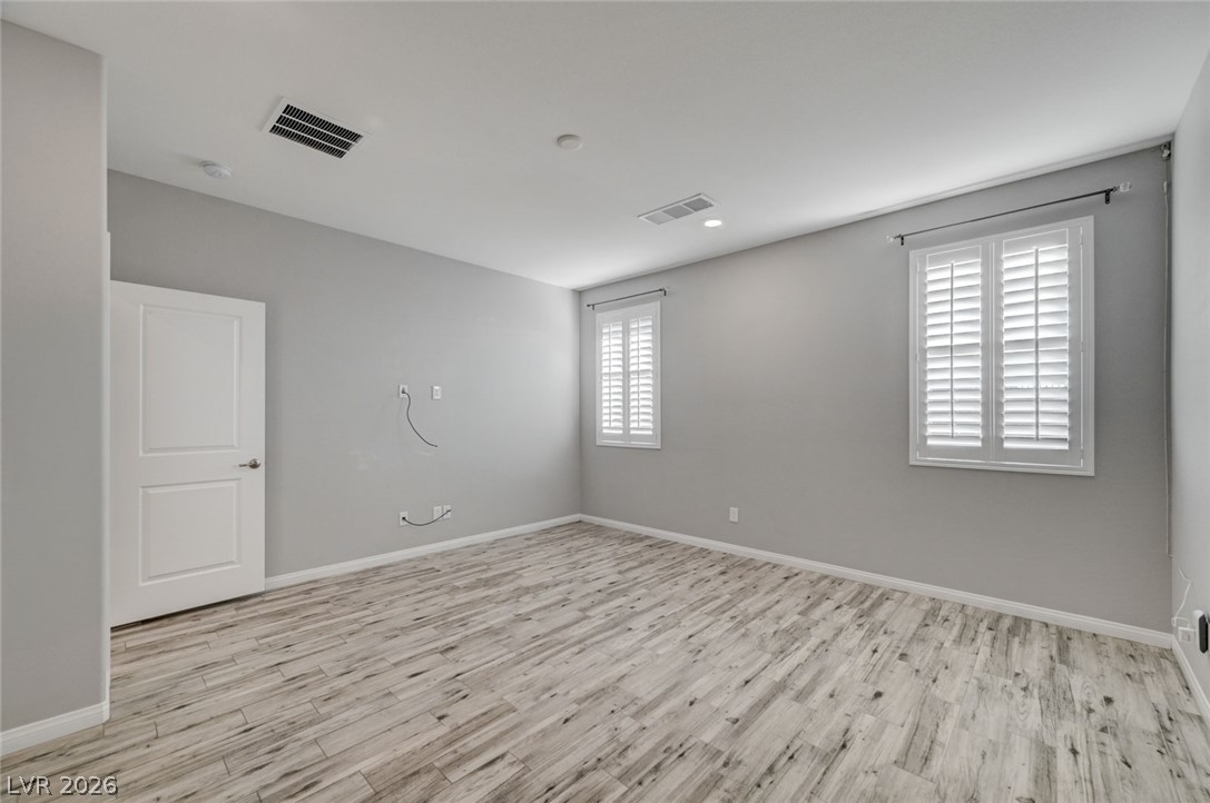 2587 Tolmezzo Street Property Photo 28