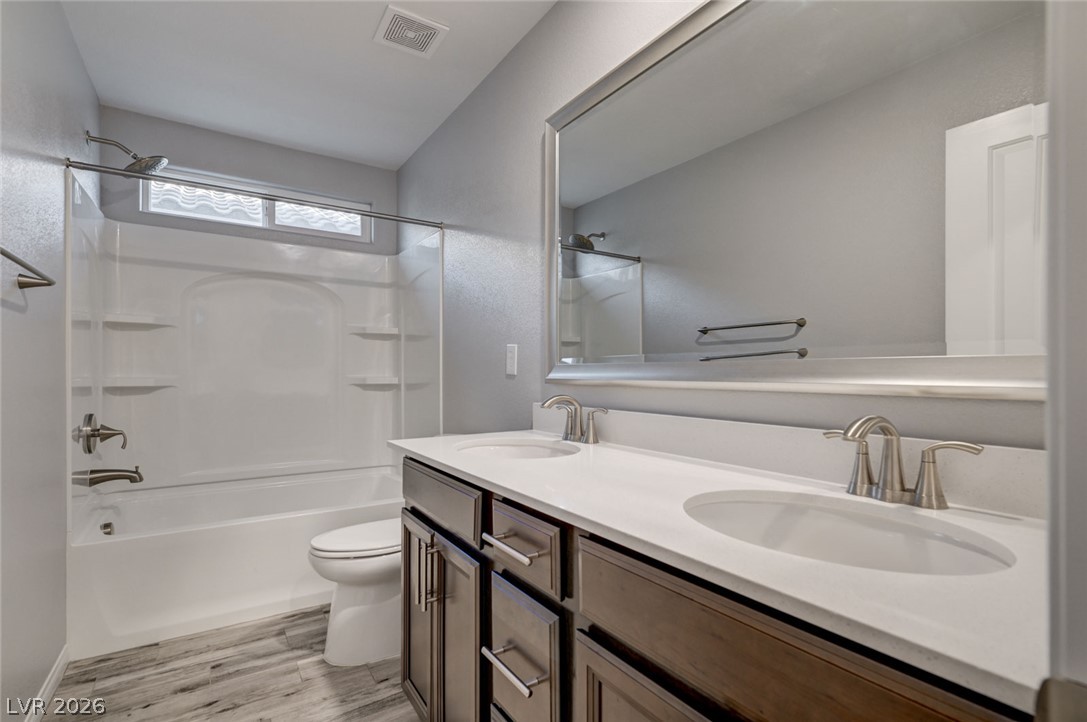 2587 Tolmezzo Street Property Photo 52
