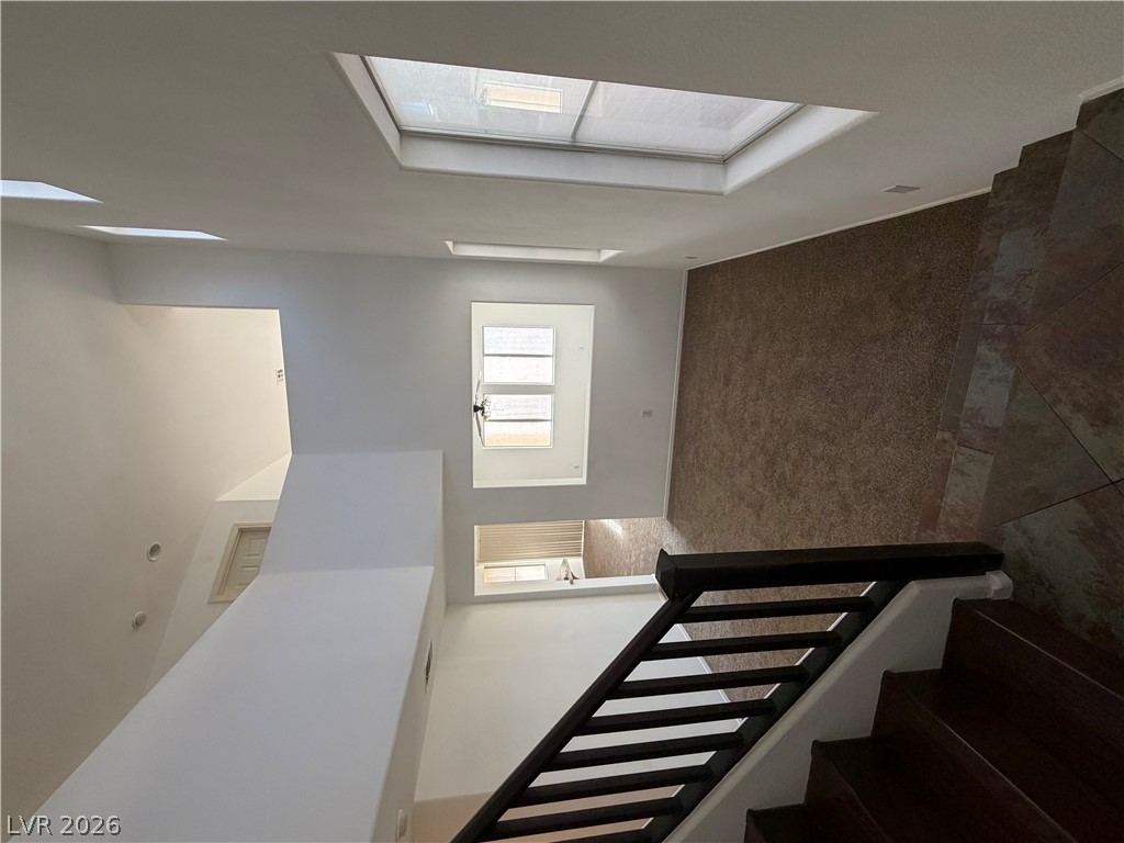 8109 Caspian Moon Drive Property Photo 4