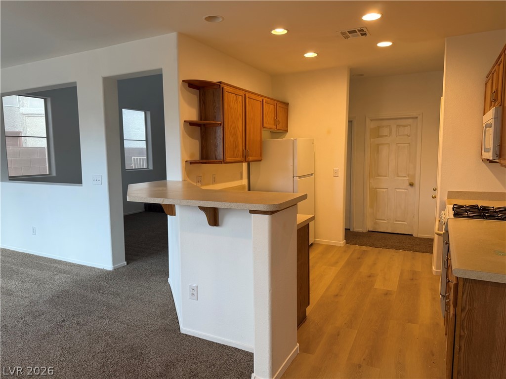 8109 Caspian Moon Drive Property Photo 7