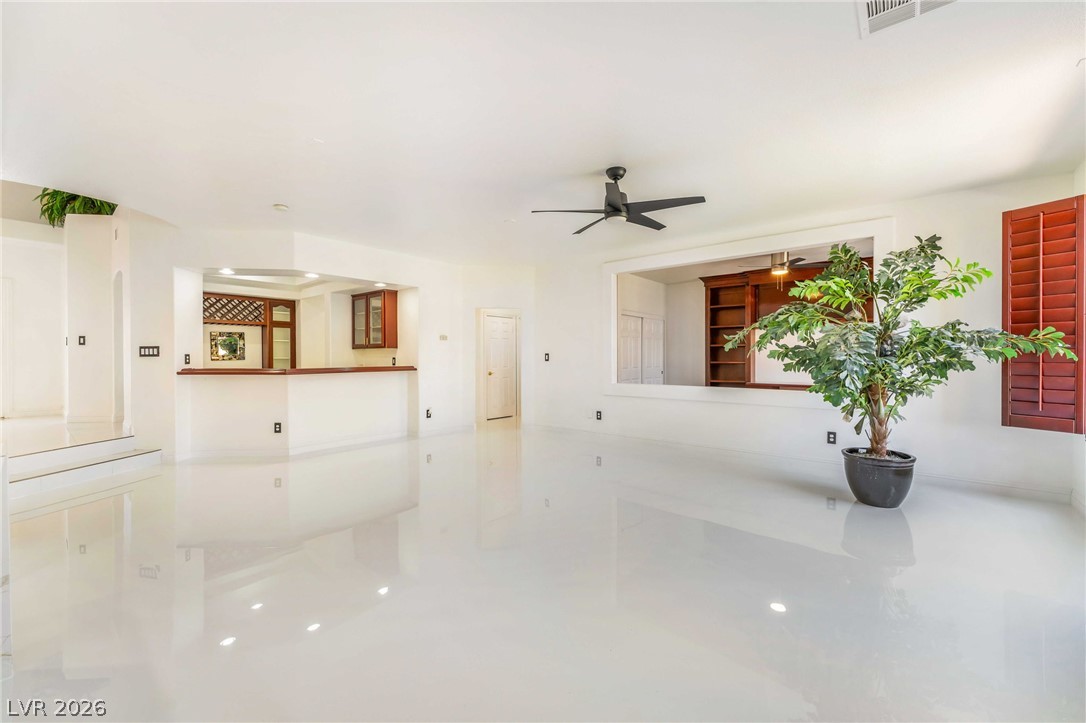 7526 Gossamer Wind Street Property Photo 15