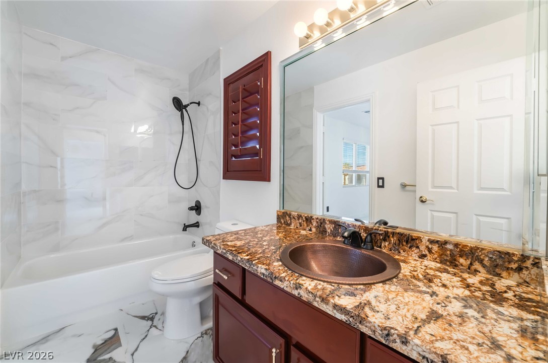 7526 Gossamer Wind Street Property Photo 46