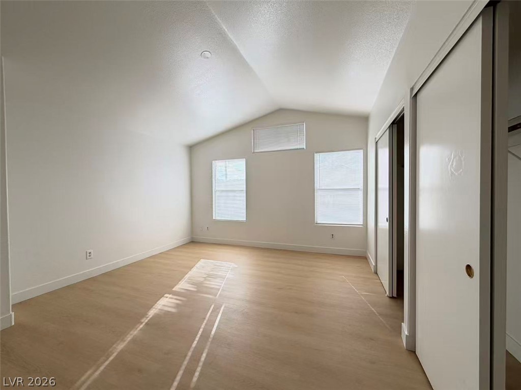1909 Navajo Lake Way Property Photo 10