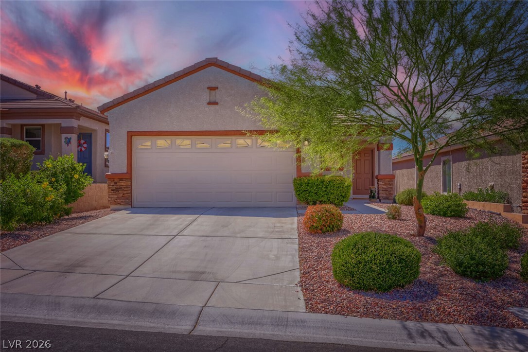 2347 Tranquil Moon Street Property Photo 1