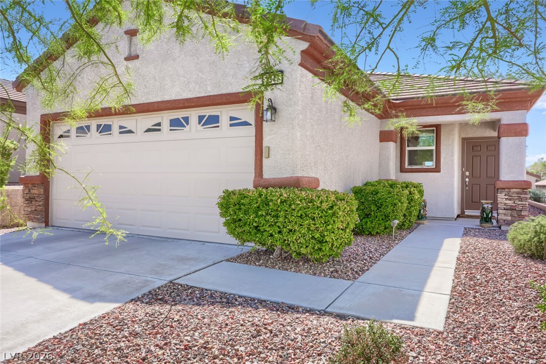 2347 Tranquil Moon Street Property Photo 4
