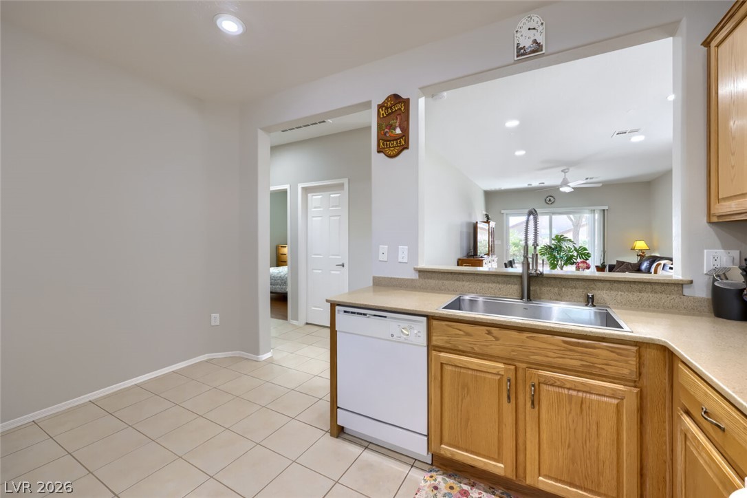 2347 Tranquil Moon Street Property Photo 10