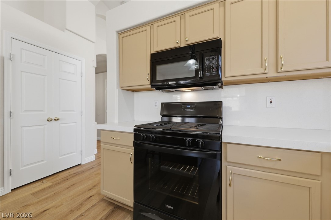 6324 Malachite Bay Avenue Property Photo 15