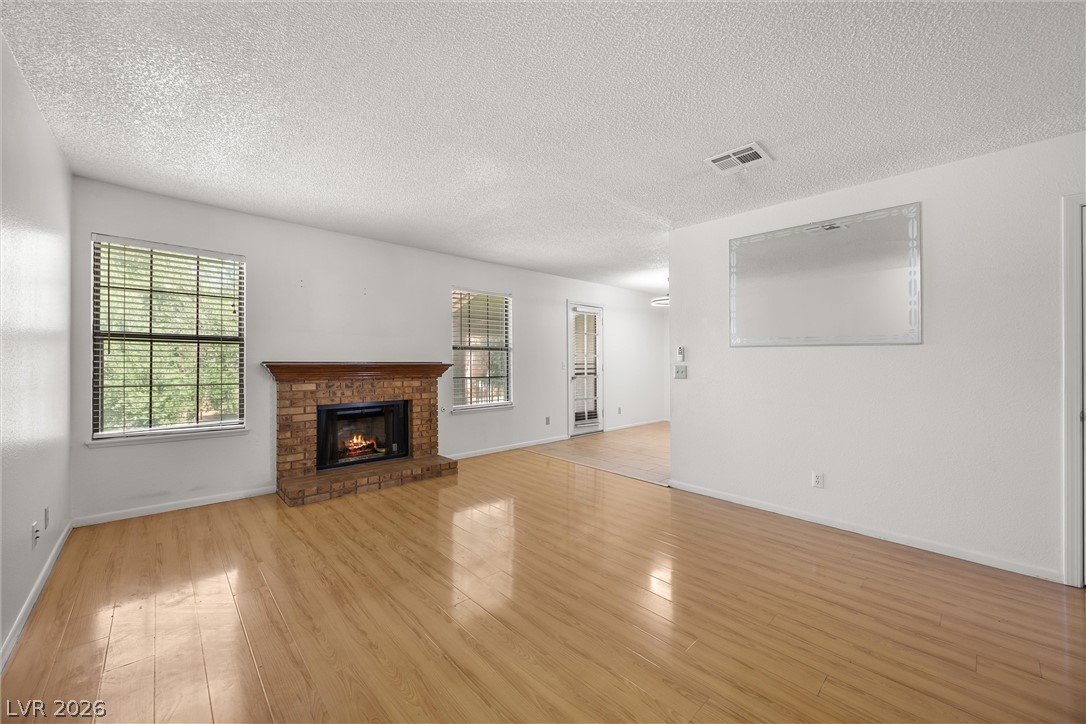 5576 West Rochelle Avenue 23d Property Photo 2