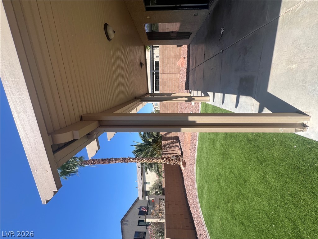 6447 Melville Grove Court Property Photo 4